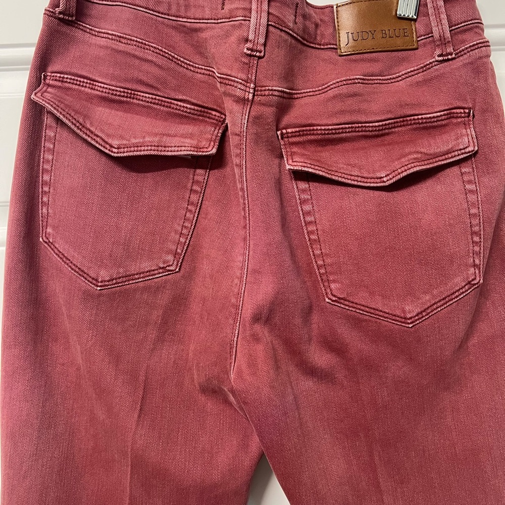 Judy Blue Burgundy High Rise Cuffed Jeans size 7/28 - Picture 9 of 13